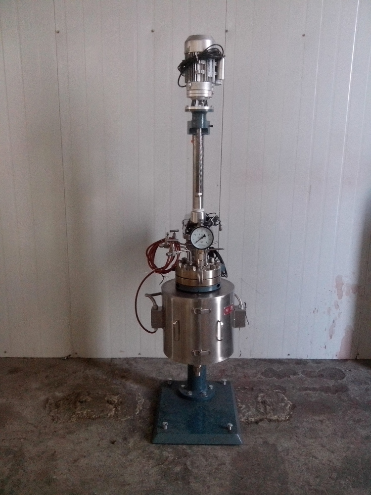 TFCF系列--電動升降釜蓋、開啟式電加熱爐1